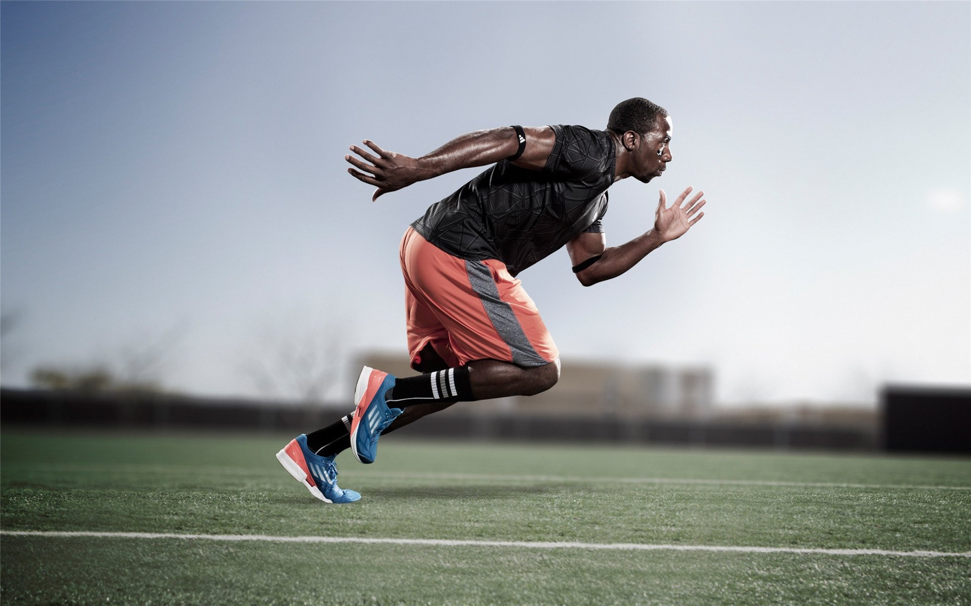 从上海滩到世界杯，布克的接管时刻与篮球世界的唯一性交汇